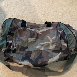 Thirty-One Duffle Bag